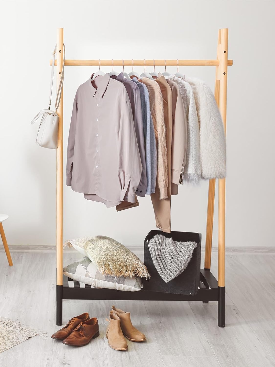 Smartor Velvet Hangers - 50 Pack Non-Slip Heavy Duty Felt Hangers with 360° Rotating Rose Gold Hook | Slim Space-Saving Closet Organizer