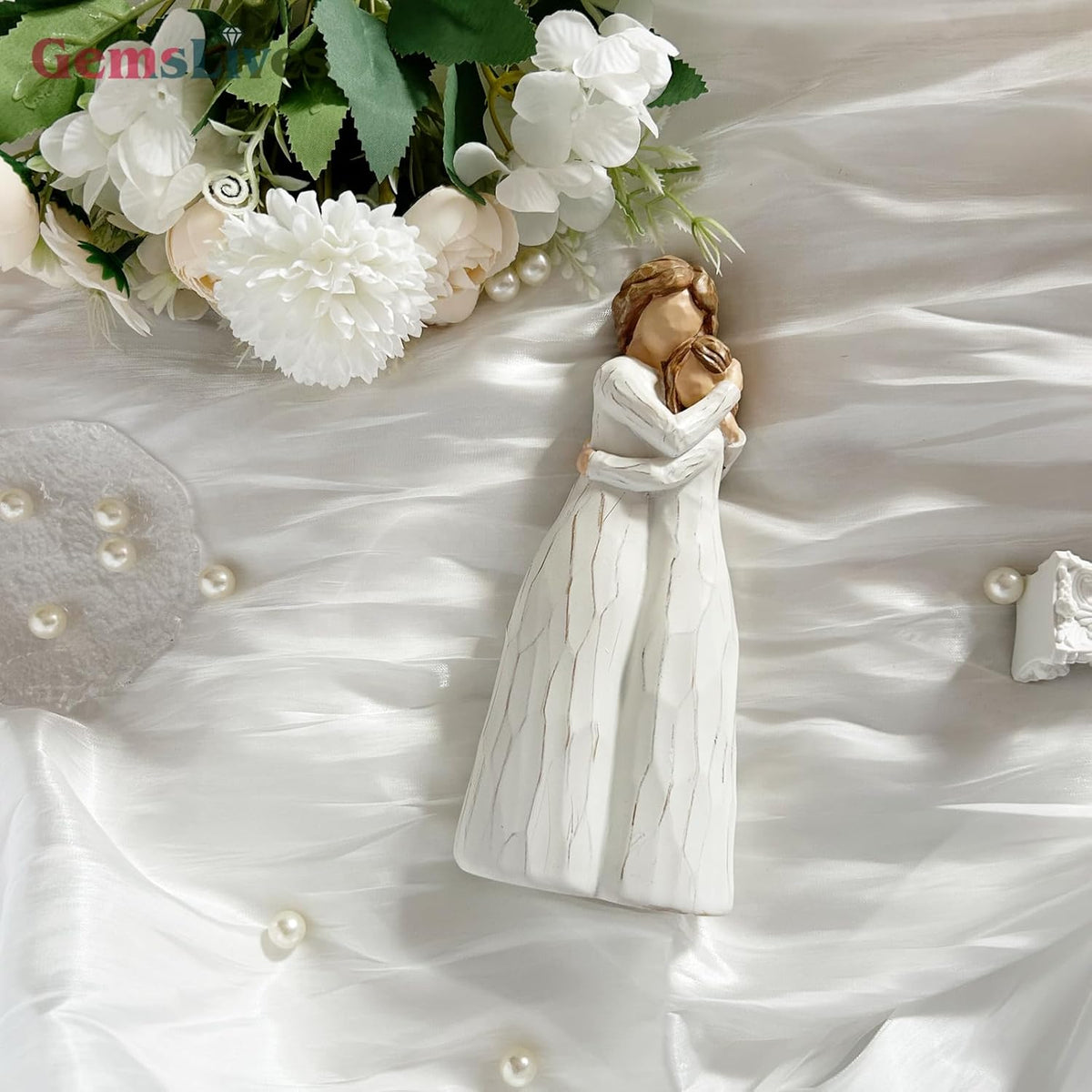 Regine Switzerland Mom Birthday Gift - Hand-Painted Mother & Daughter Figure | 7.8" for Special Occasions