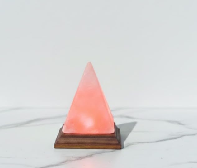 HL Himalayan Pink Salt USB Multi Colored lamp (Pyramid)