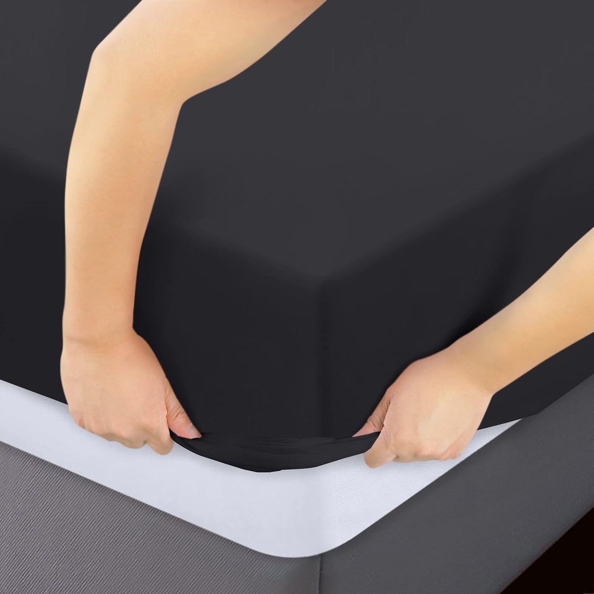 Utopia Bedding Queen Fitted Sheets - Soft Brushed Microfiber - Deep Pockets - Fade Resistant - Black