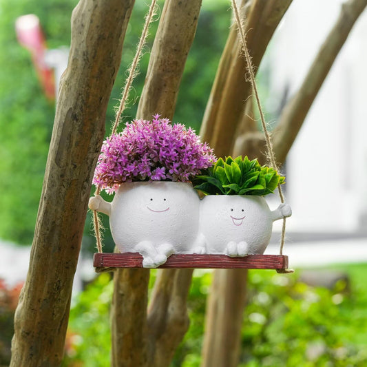 SeoatLink Cute Hanging Face Planter Pots, Funny Swinging Two Head Planters Succulent Pots with Drainage Hole, Funny Resin Hanging Plant Pots for Indoor Outdoor Plants White