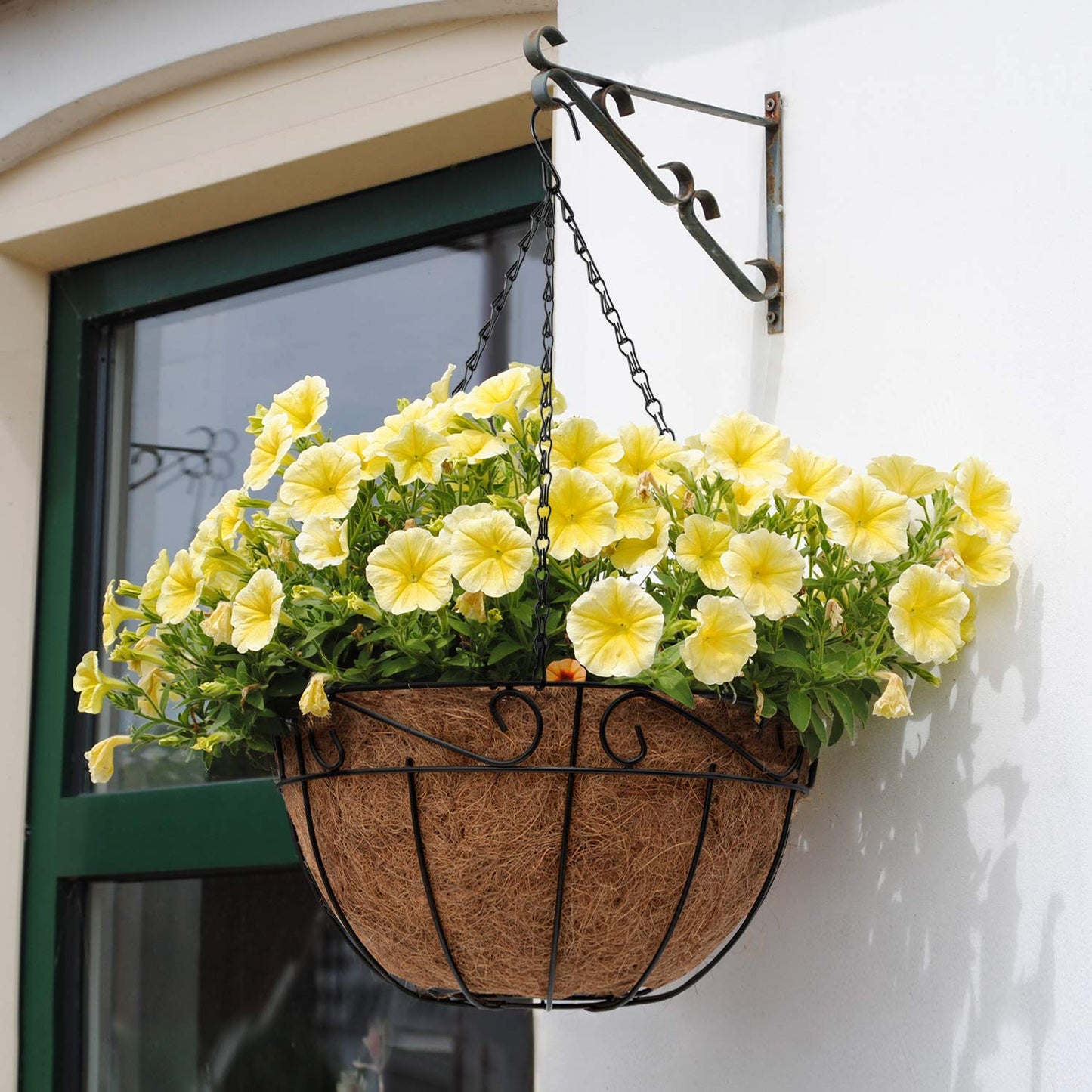 AMAGABELI GARDEN & HOME 4 Pack 15 Inch Metal Plant Hanging Baskets Planter Flower Pots Outdoor Indoor Wire Hanging Basket for Vegetable with Coco Fiber Liners for Garden Home Porch Decor