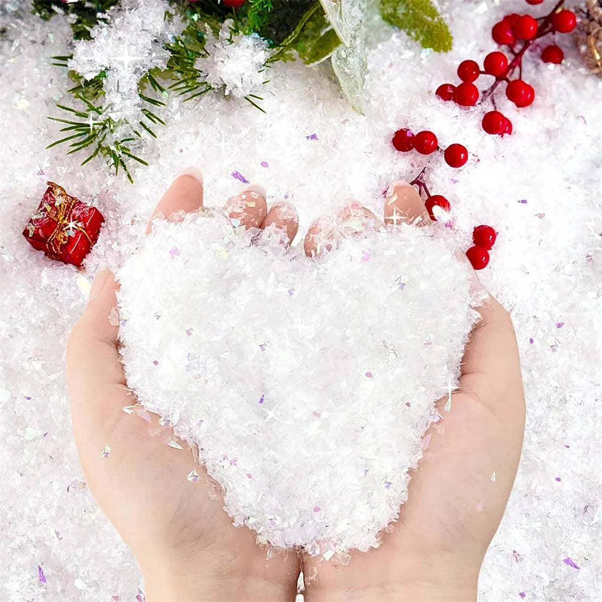 Skiennix 50g Fake Snow Decoration - Sparkly White Faux Snowflakes for Christmas Party Decor