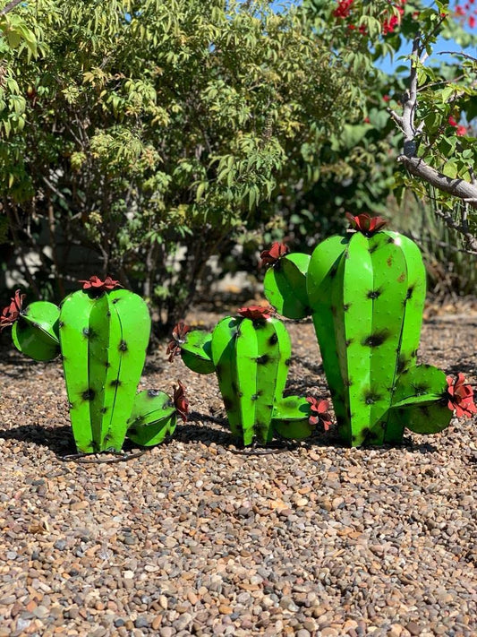 Set of 3 Handmade Metal Cactus - Garden Art, Rustic Cactus, Cactus Decor, Colorful Metal Cactus Yard Decor Desert Landscape (Lime)