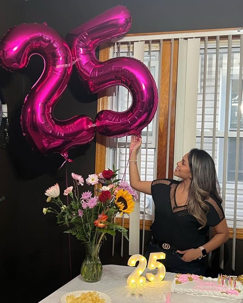 Hot Pink Number 40 Balloon - 40 Inch 40th Birthday Decoration for Women | Vibrant Party Supplies