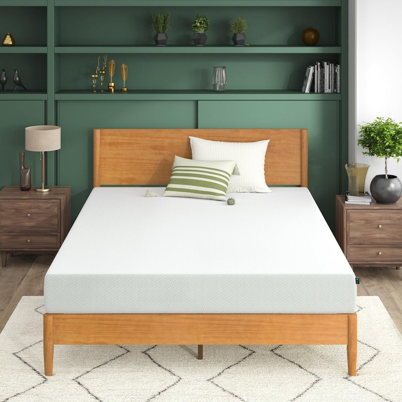 Zinus 8 Inch Green Tea Memory Foam Mattress, Short Queen, Fiberglass Free, Patented Custom Contour Support, Sturdy Base Foam, CertiPUR-US Certified, Mattress in A Box, White
