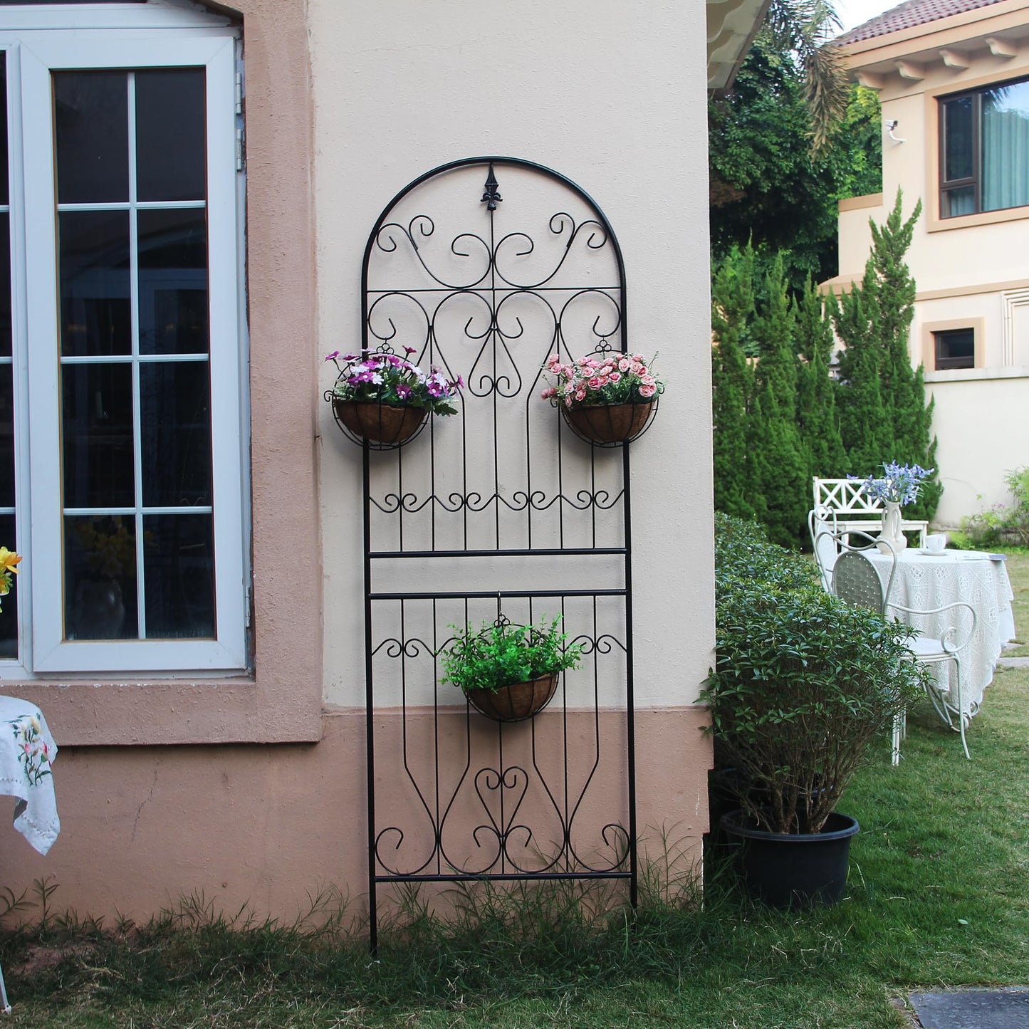 SCENDOR Metal Trellis 82.7" H x 26.7" W Tall Powder-Coated Black Garden Trellis Wrought Iron Heavy Scroll Metal Decoration Lawn Patio for Rose Clematis Ivy Weather Resistant Garden Addition 1 Pack