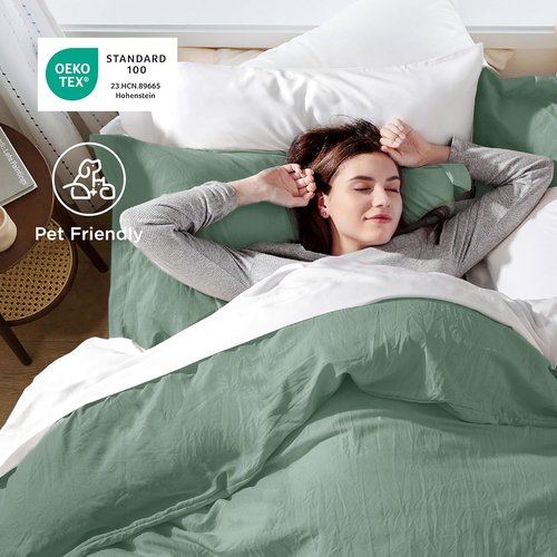 Bedsure Oversized Queen Duvet Cover Set - Extra Soft Sage Green 3-Piece Bedding, 98x98 Inches with Zipper Closure & 2 Pillow Shams
