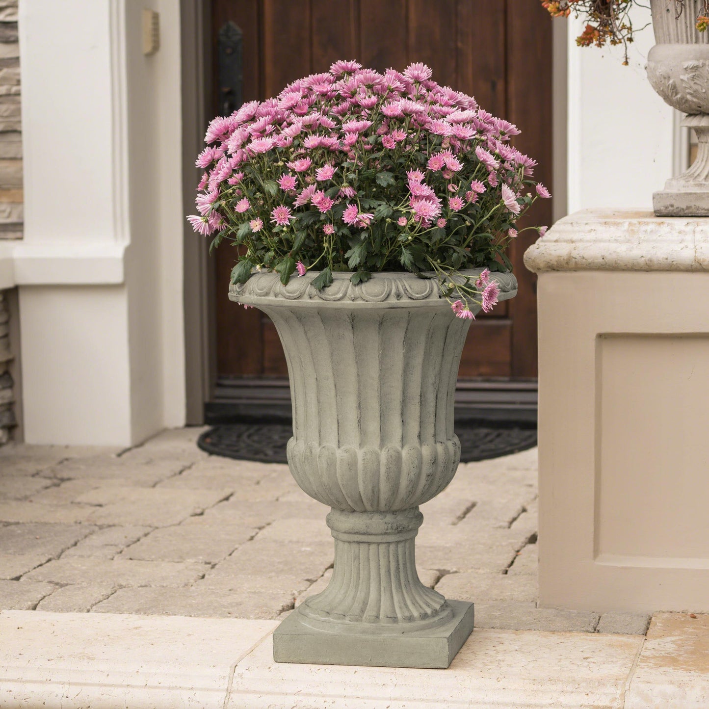 Rpuzonier 26" Large Urn Planters for Outdoor Plants, Outdoor Garden Planter Urns Flower Pots, Versatile Garden or Home Decor, No Assembly Required (Antique Green)